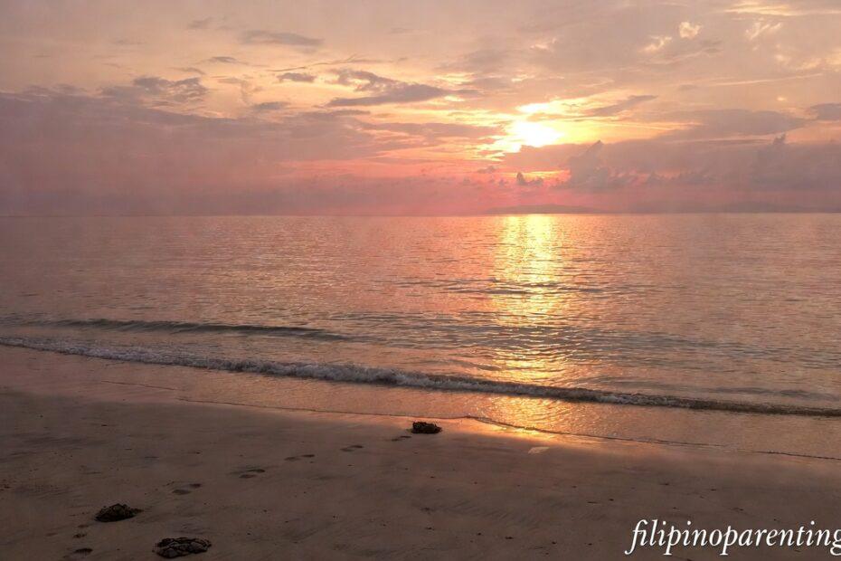 A sunrise over the ocean representing Tagalog Quotes Embracing New Chapters Beginnings.